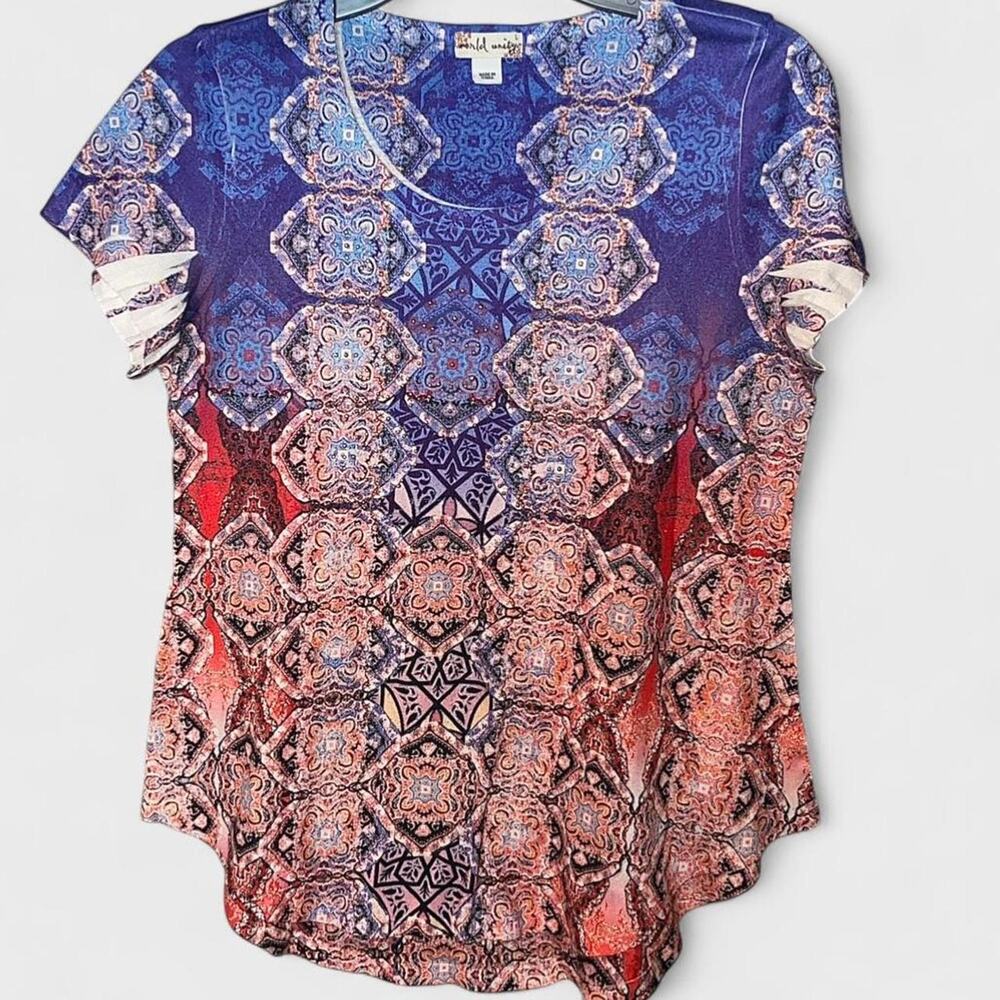 World Unity Blue Red Gradient Paisley Patriotic Short Sleeve Shirt - Size L